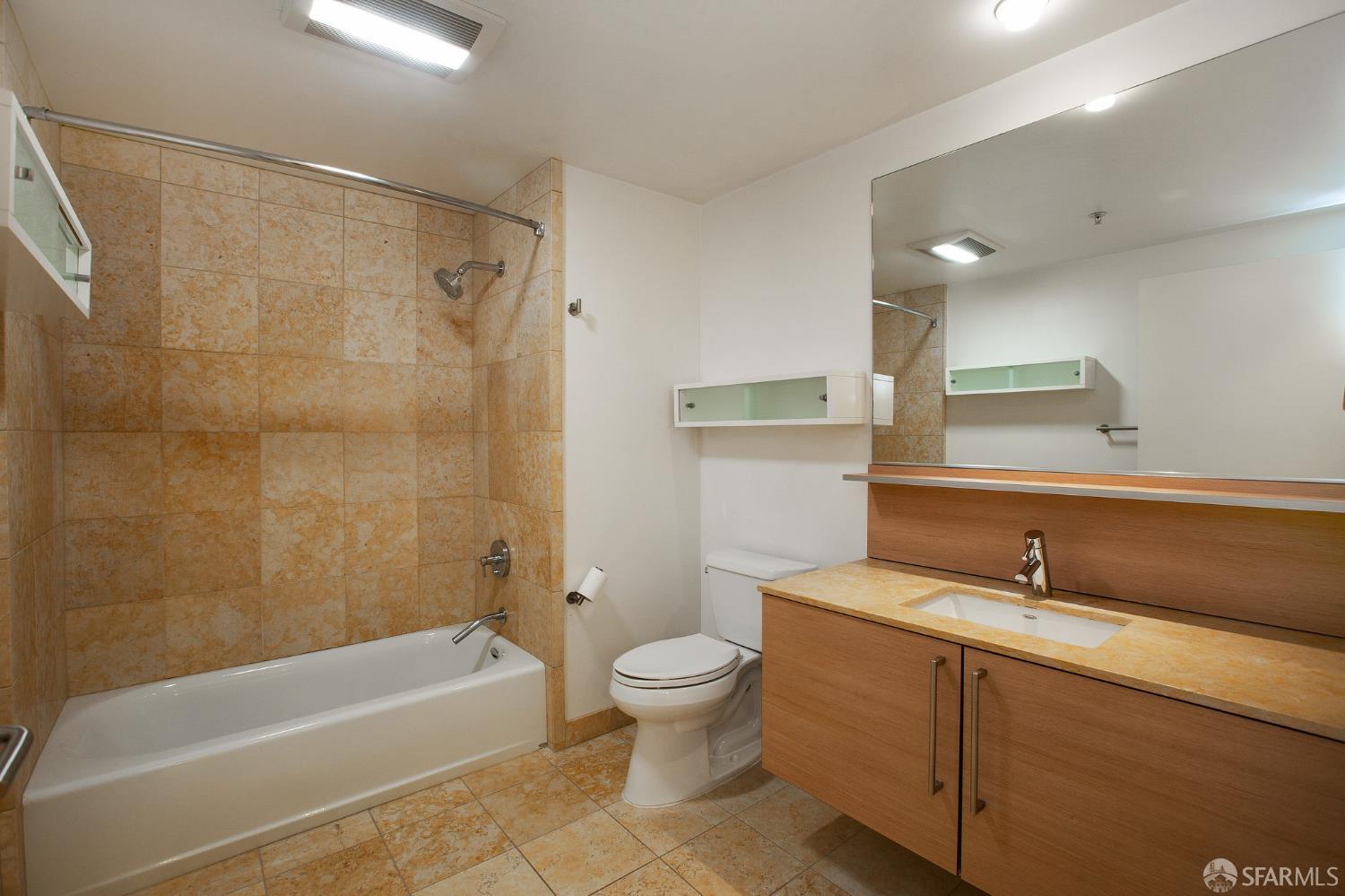 Photo #9: 425047884 Listing: Photo #9