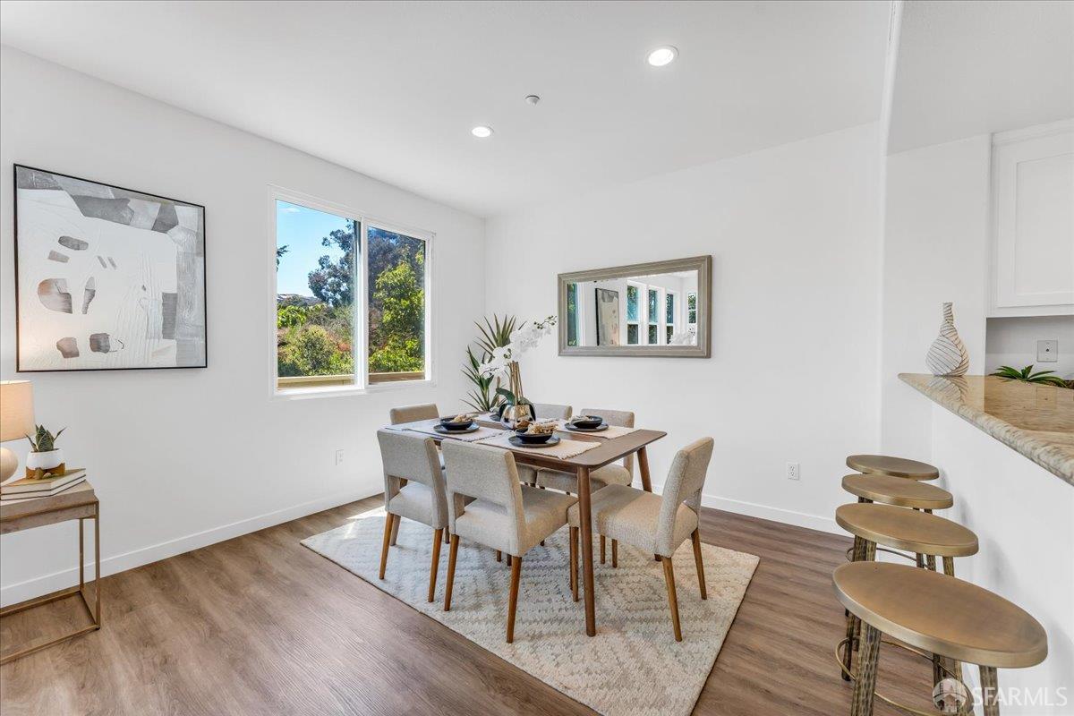 Detail Gallery Image 29 of 45 For 114 Emerald Cove Ter, San Francisco,  CA 94134 - 4 Beds | 3 Baths