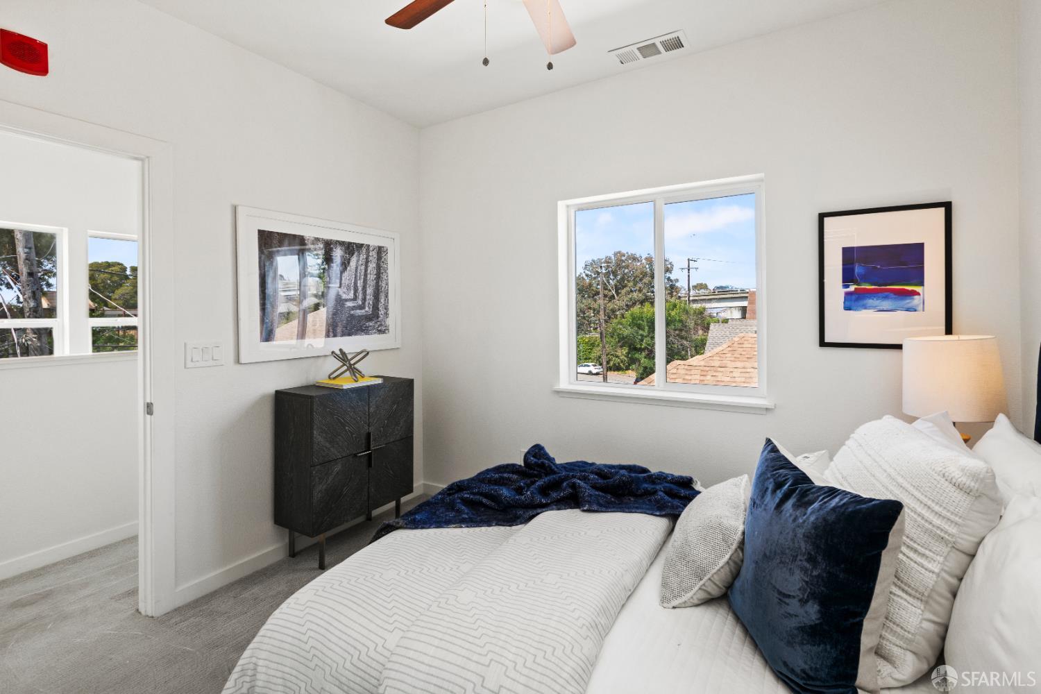 Detail Gallery Image 13 of 27 For 528 32nd St, Oakland,  CA 94609 - 3 Beds | 2 Baths