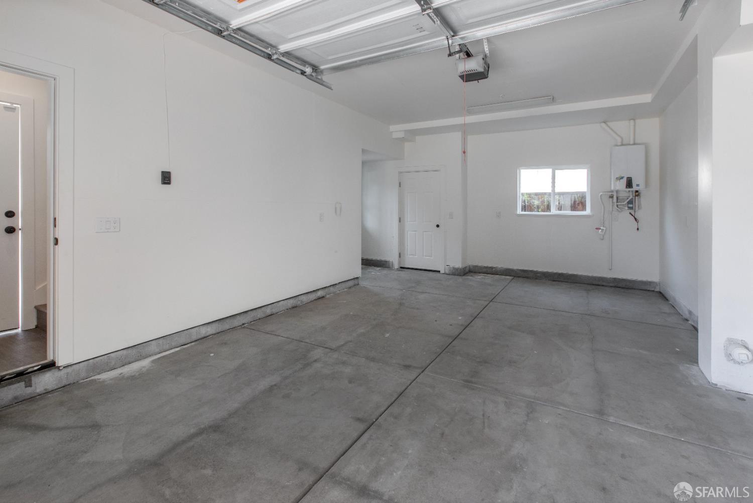 Detail Gallery Image 22 of 27 For 528 32nd St, Oakland,  CA 94609 - 3 Beds | 2 Baths