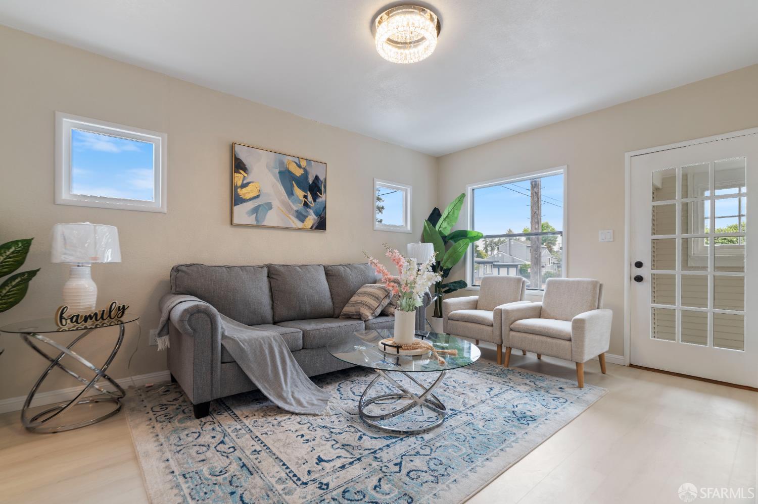 Detail Gallery Image 6 of 22 For 3644 Redding St, Oakland,  CA 94619 - 2 Beds | 1 Baths