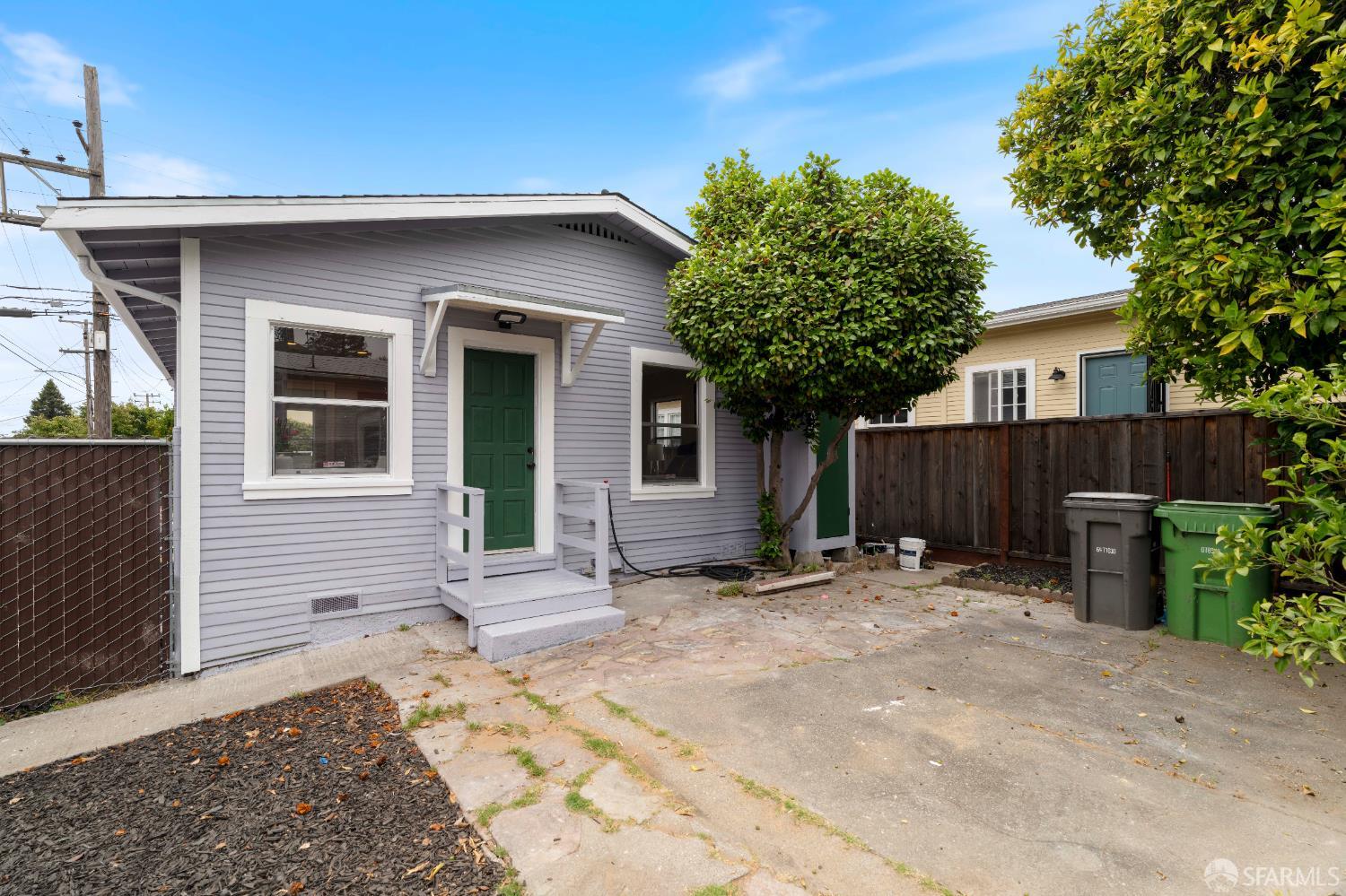 Detail Gallery Image 19 of 22 For 3644 Redding St, Oakland,  CA 94619 - 2 Beds | 1 Baths