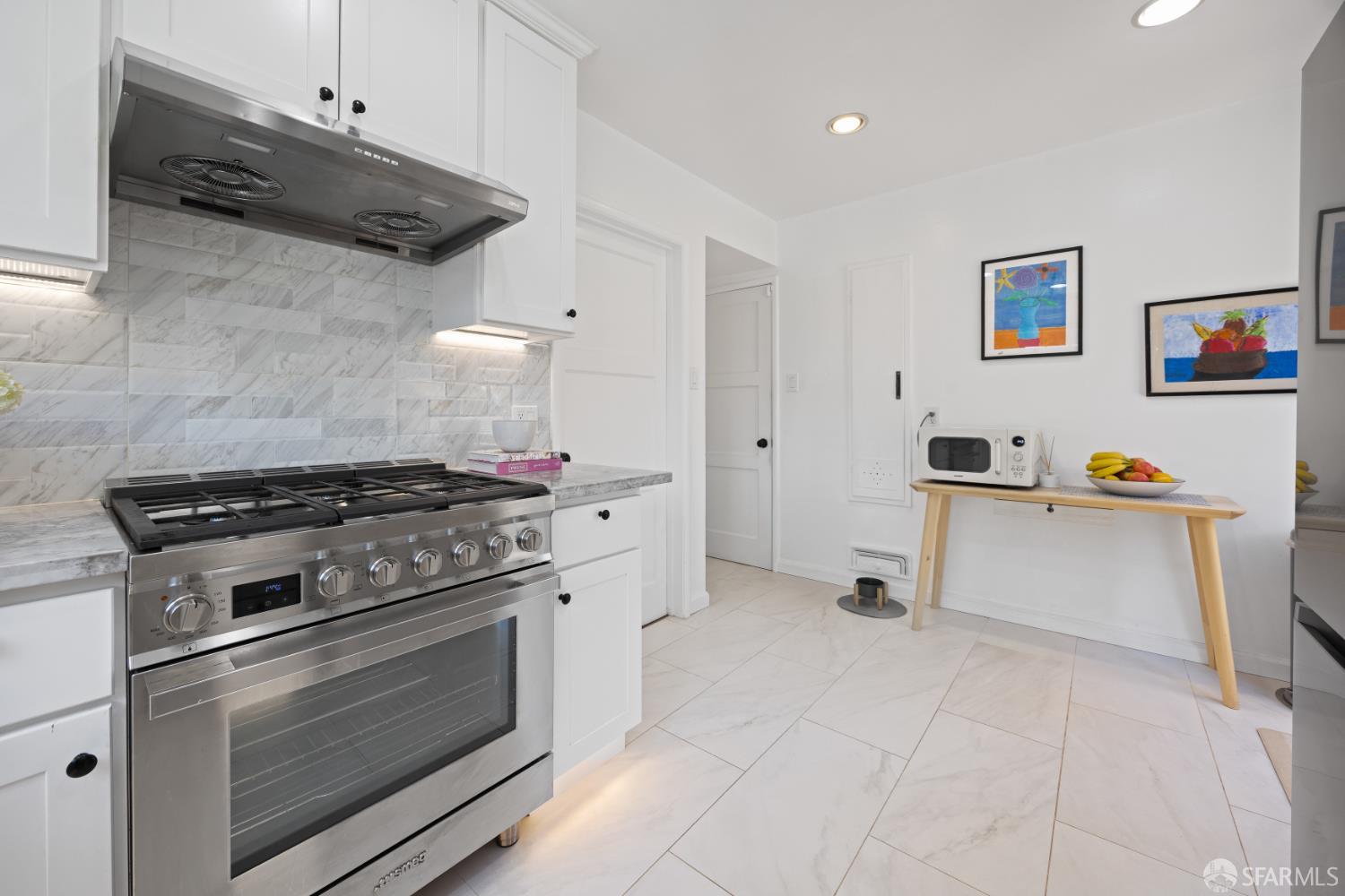 Detail Gallery Image 25 of 31 For 27 Fairway Dr, Daly City,  CA 94015 - 2 Beds | 1 Baths