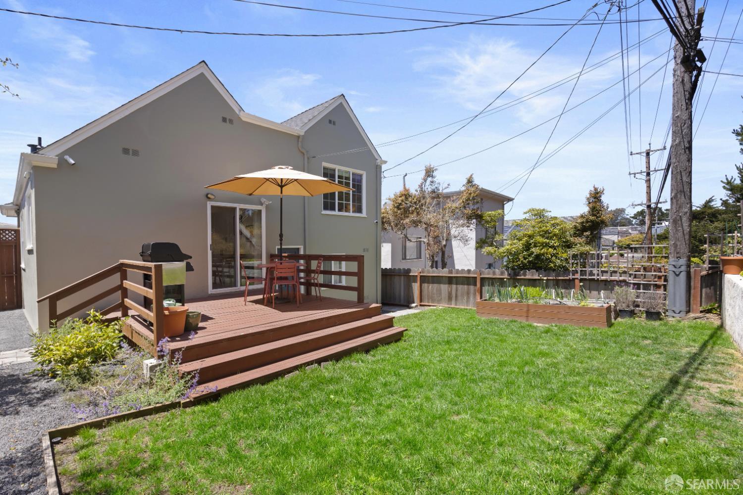 Detail Gallery Image 28 of 31 For 27 Fairway Dr, Daly City,  CA 94015 - 2 Beds | 1 Baths