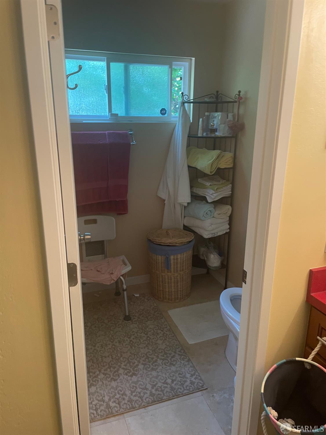 Detail Gallery Image 24 of 65 For 767 Marlesta Rd, Pinole,  CA 94564 - 3 Beds | 2/1 Baths
