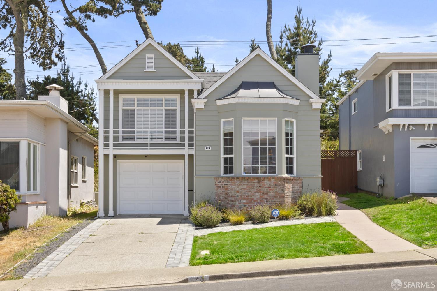 Thumbnail for 27 Fairway Dr, Daly City, CA 94015