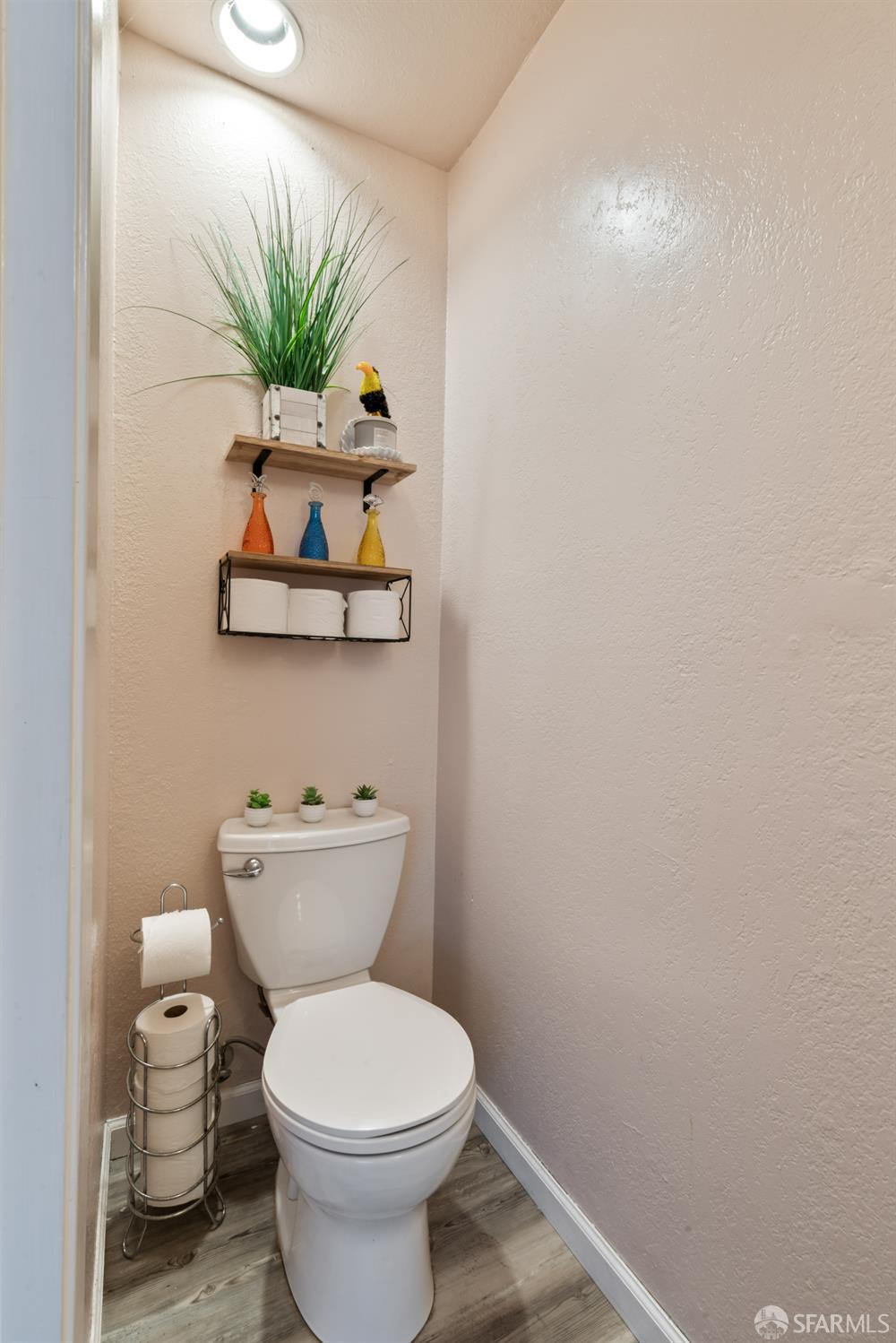 Detail Gallery Image 27 of 46 For 1267 Rosita Rd, Pacifica,  CA 94044 - 2 Beds | 1/1 Baths