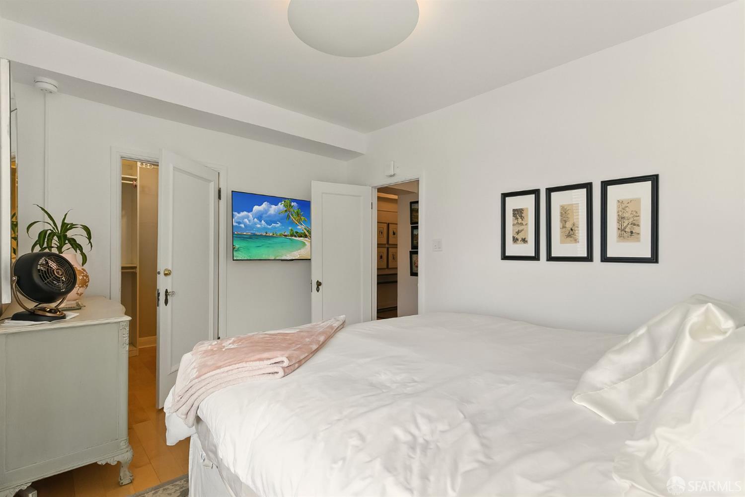 Photo #14: 425048148 Listing: Photo #14
