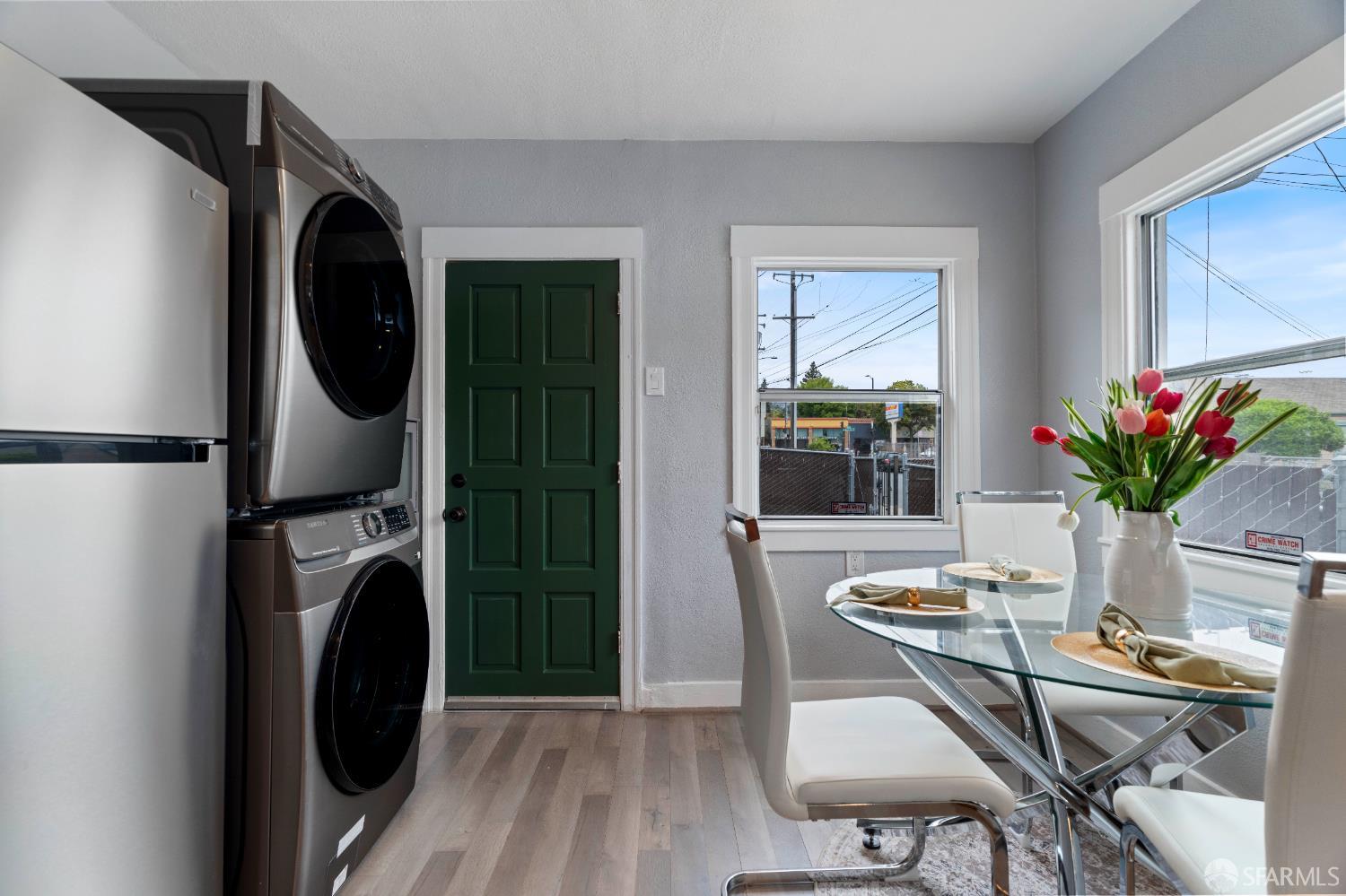 Detail Gallery Image 12 of 22 For 3644 Redding St, Oakland,  CA 94619 - 2 Beds | 1 Baths