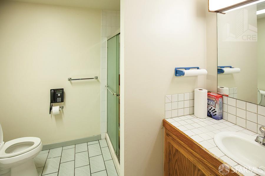 Detail Gallery Image 8 of 11 For 1385 Donner Ave, San Francisco,  CA 94124 - – Beds | – Baths