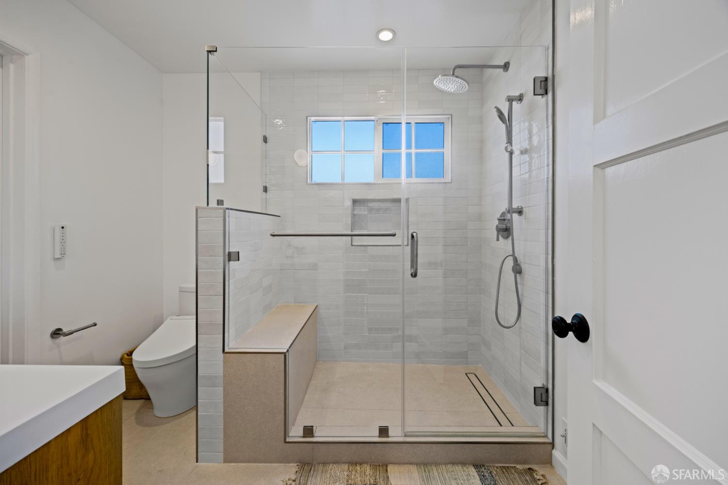 Detail Gallery Image 15 of 31 For 27 Fairway Dr, Daly City,  CA 94015 - 2 Beds | 1 Baths