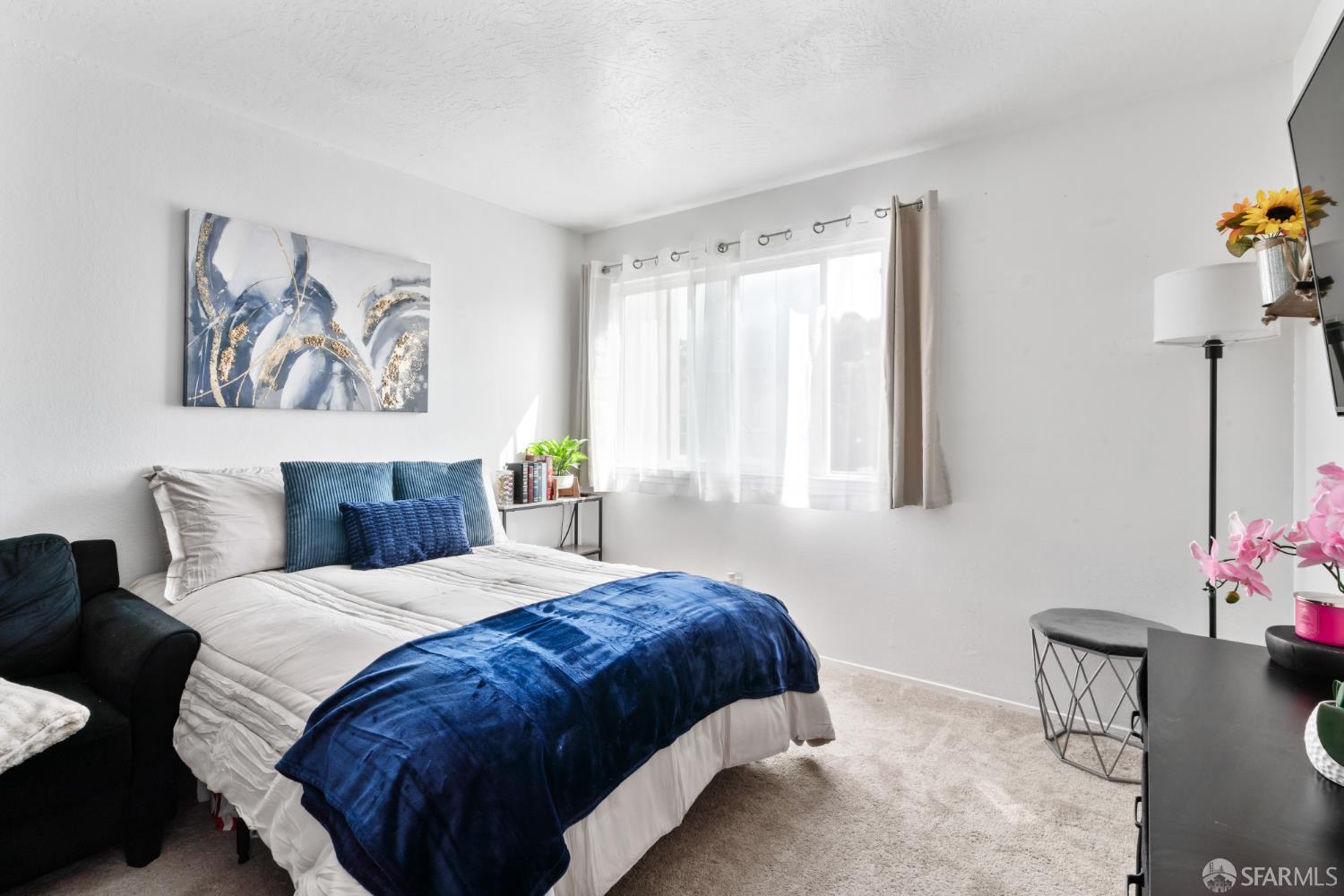 Detail Gallery Image 14 of 46 For 1267 Rosita Rd, Pacifica,  CA 94044 - 2 Beds | 1/1 Baths