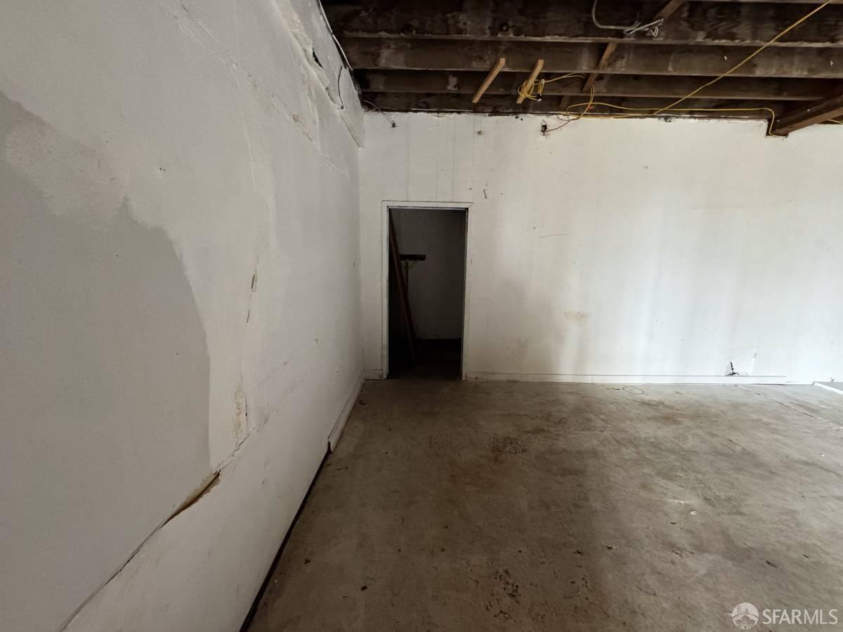 Detail Gallery Image 9 of 19 For 5424 International Blvd, Oakland,  CA 94601 - – Beds | – Baths