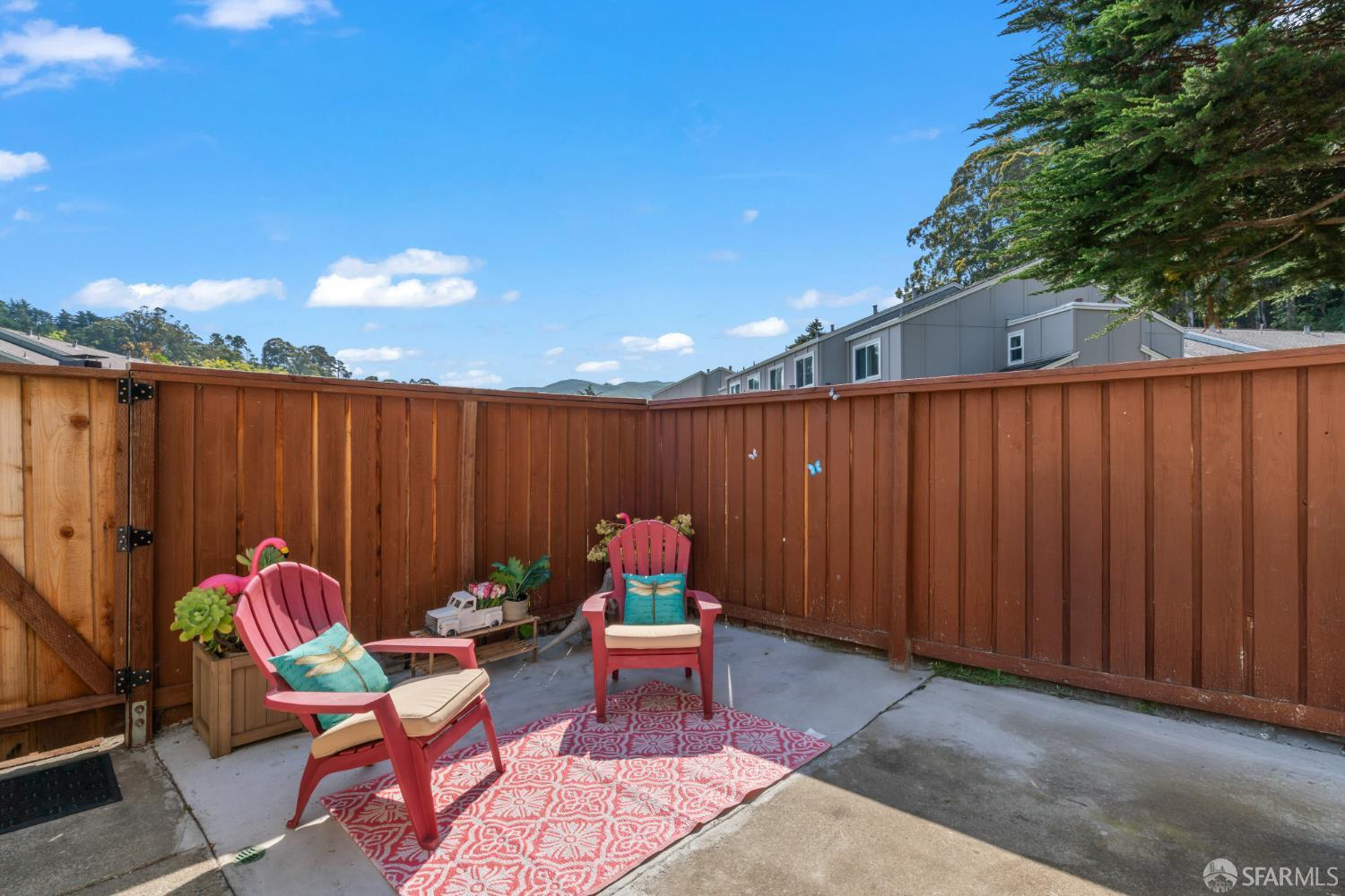 Detail Gallery Image 28 of 46 For 1267 Rosita Rd, Pacifica,  CA 94044 - 2 Beds | 1/1 Baths