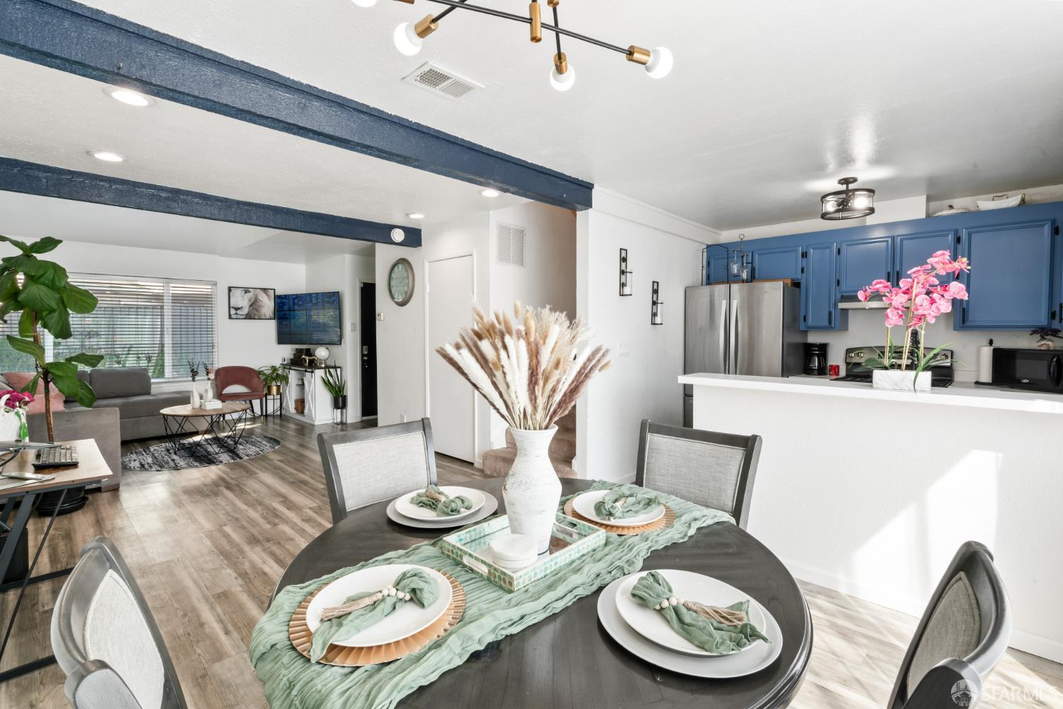 Detail Gallery Image 23 of 46 For 1267 Rosita Rd, Pacifica,  CA 94044 - 2 Beds | 1/1 Baths