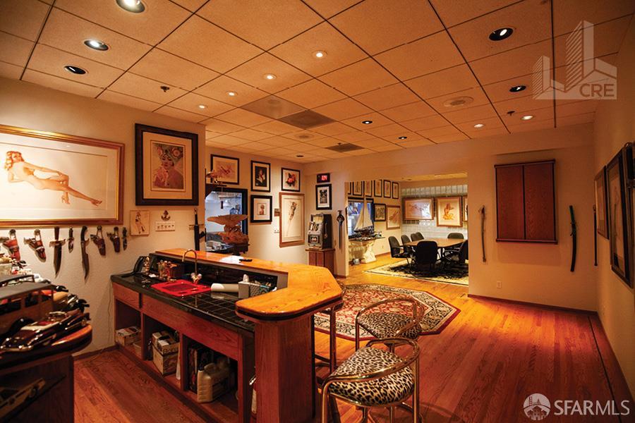 Detail Gallery Image 5 of 11 For 1385 Donner Ave, San Francisco,  CA 94124 - – Beds | – Baths