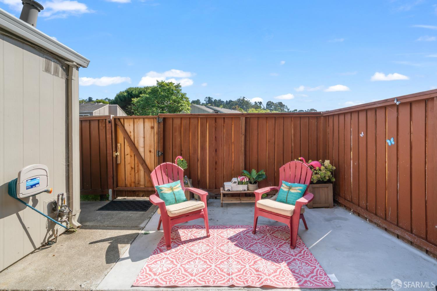 Detail Gallery Image 29 of 46 For 1267 Rosita Rd, Pacifica,  CA 94044 - 2 Beds | 1/1 Baths