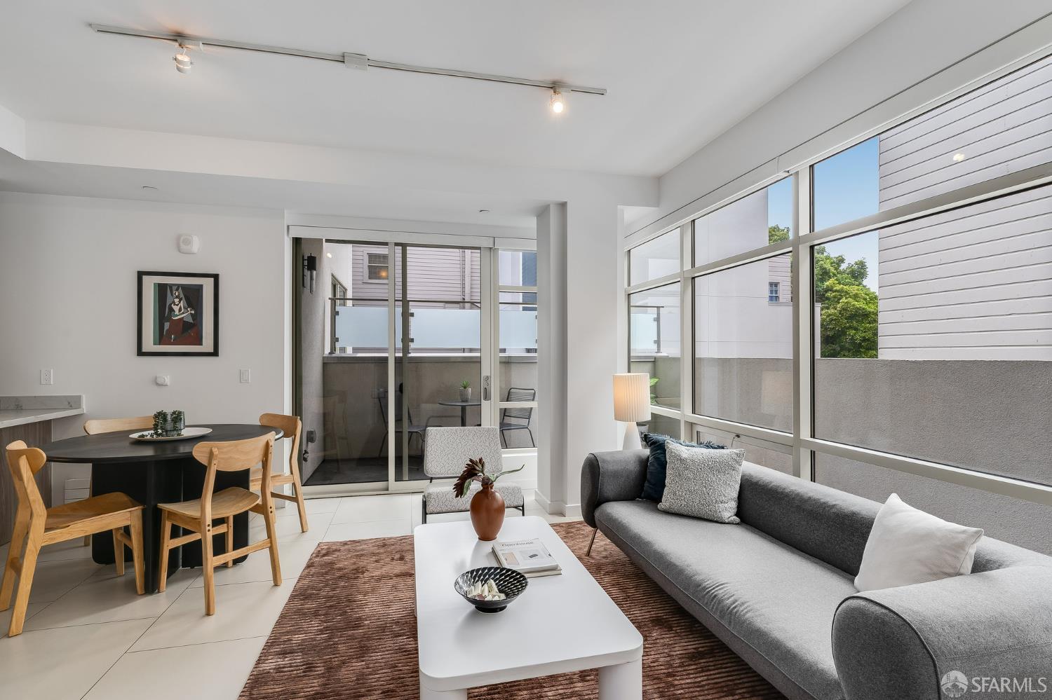 Photo #6: 425048499 Listing 