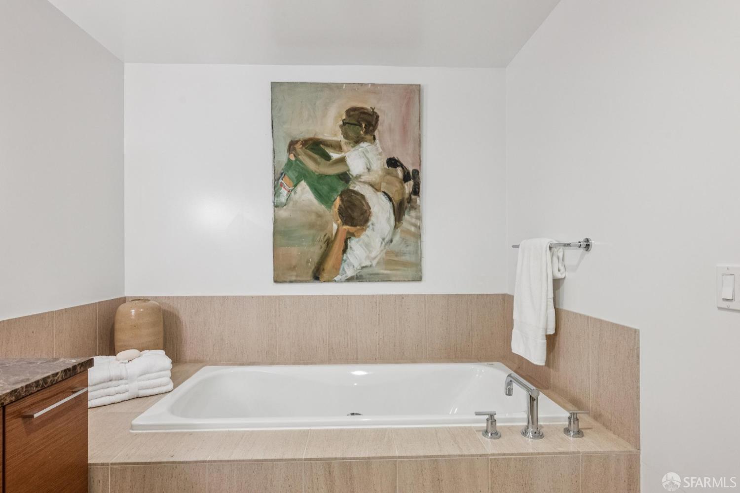 Photo #26: 425038221 Listing: Photo #26