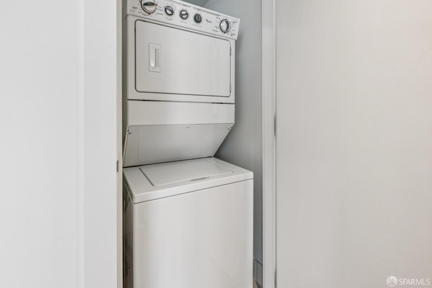 Photo #35: 425038221 Listing: Photo #35