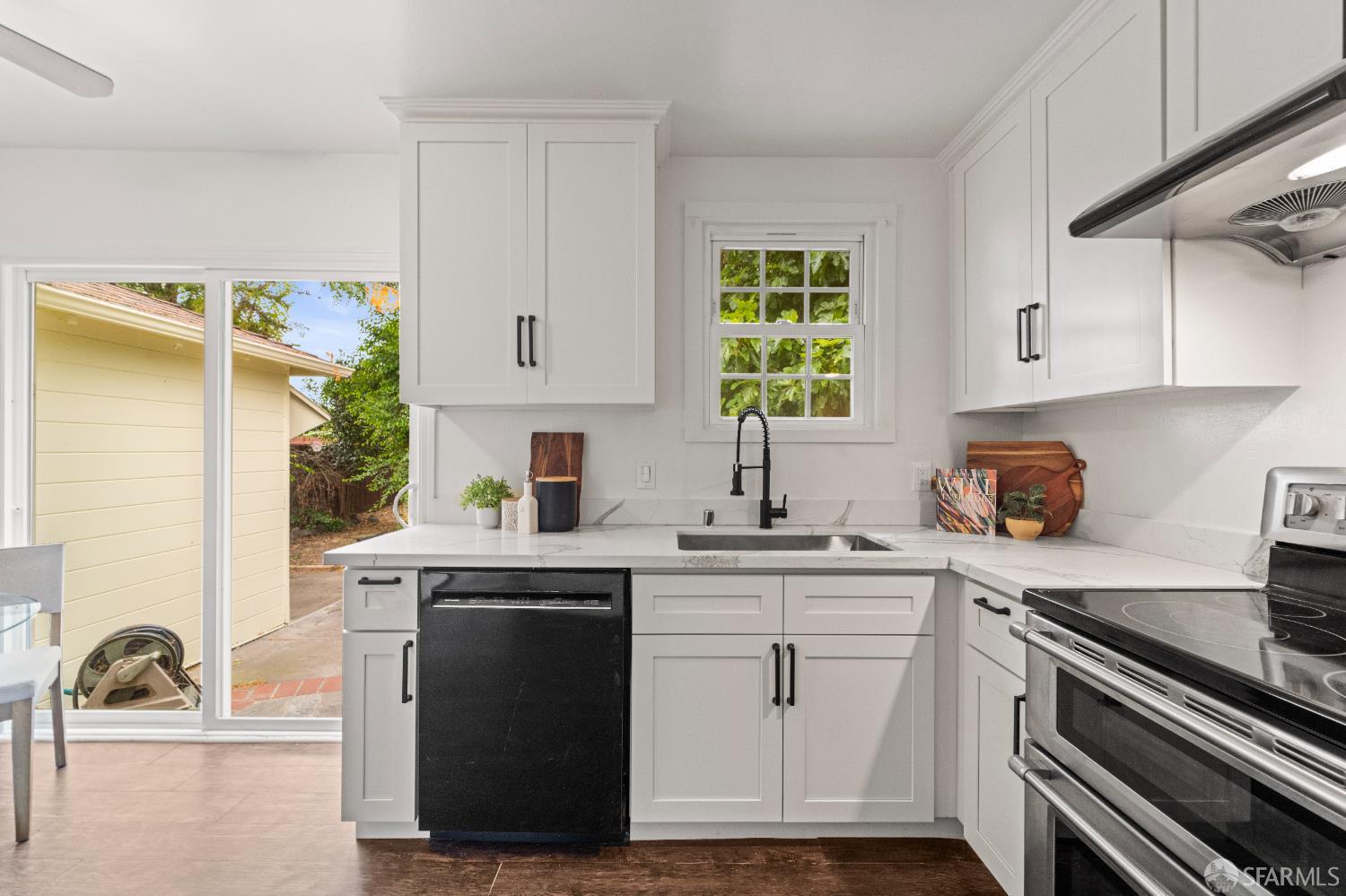 Detail Gallery Image 22 of 55 For 1673 142nd Ave, San Leandro,  CA 94578 - 3 Beds | 2 Baths