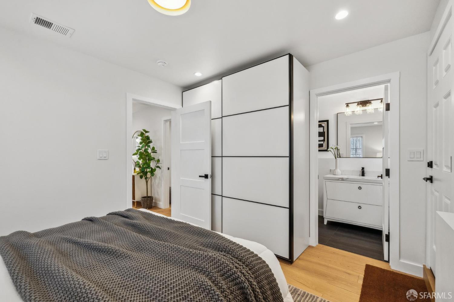 Detail Gallery Image 60 of 66 For 57 Niagara Ave, San Francisco,  CA 94112 - 5 Beds | 4/1 Baths