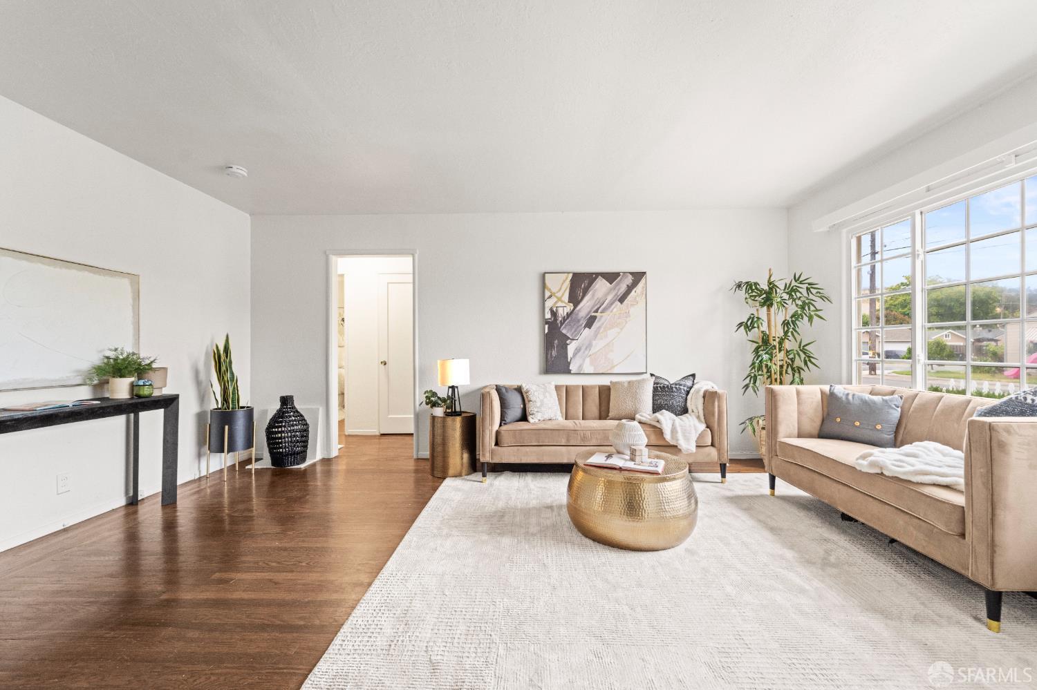 Detail Gallery Image 3 of 55 For 1673 142nd Ave, San Leandro,  CA 94578 - 3 Beds | 2 Baths