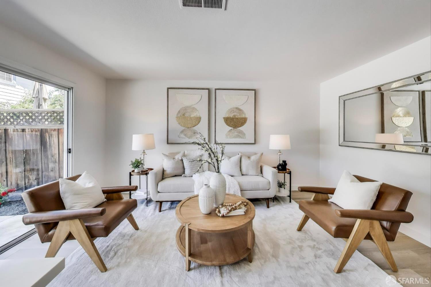 Detail Gallery Image 13 of 37 For 3941 Will Rogers Dr, San Jose,  CA 95117 - 3 Beds | 2/1 Baths