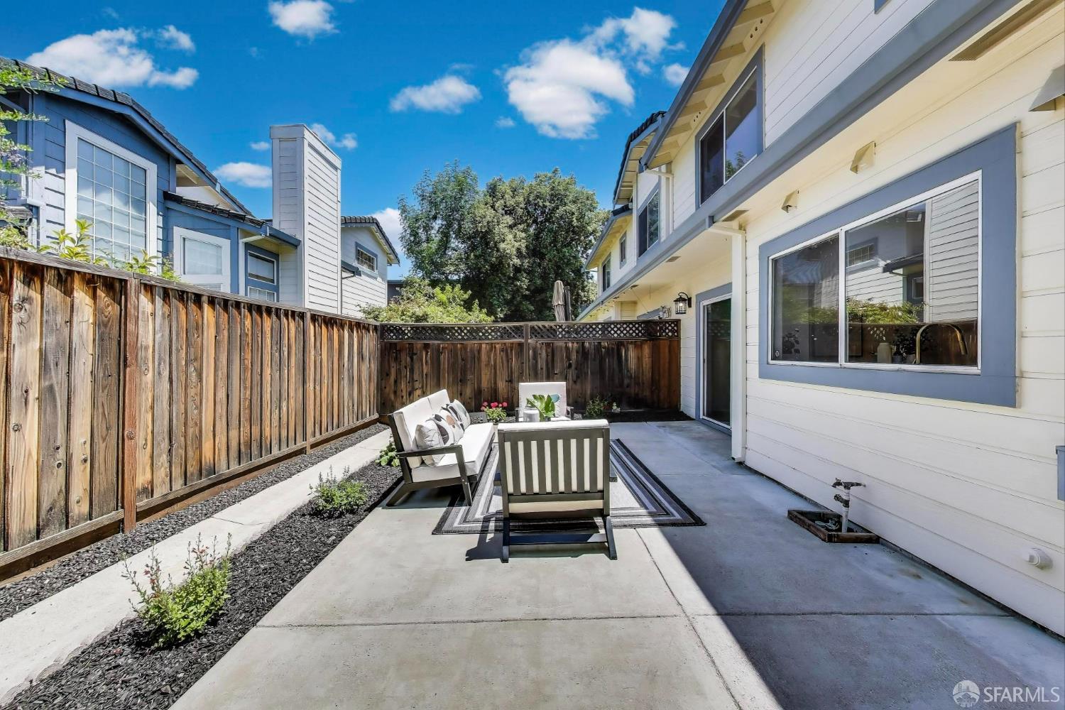 Detail Gallery Image 33 of 37 For 3941 Will Rogers Dr, San Jose,  CA 95117 - 3 Beds | 2/1 Baths