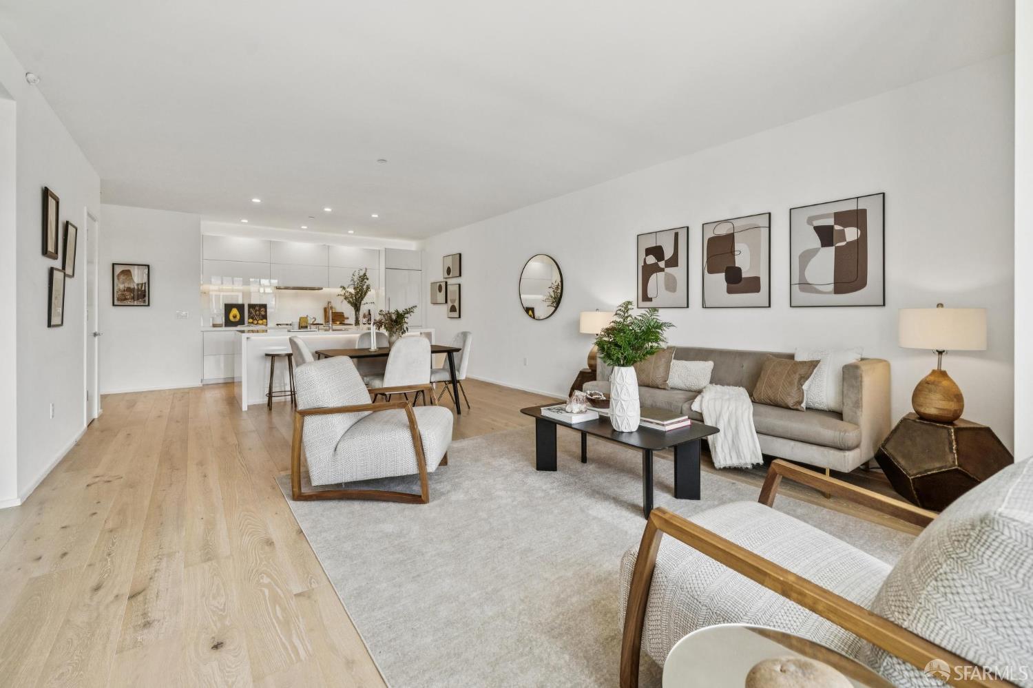 Photo #9: 425049201 Listing: Photo #9