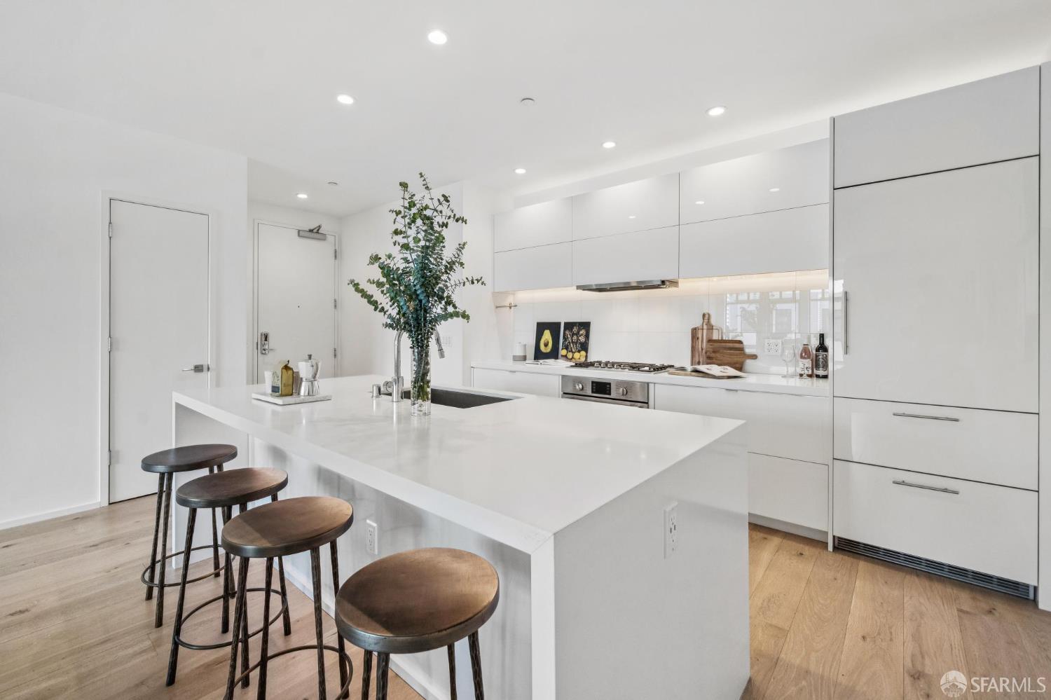 Photo #13: 425049201 Listing: Photo #13