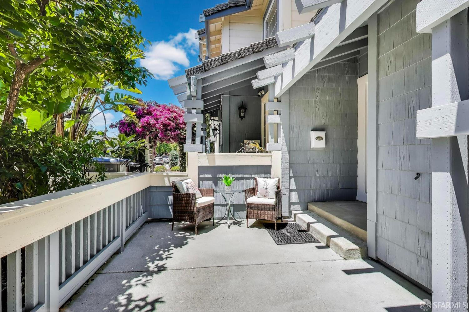 Detail Gallery Image 3 of 37 For 3941 Will Rogers Dr, San Jose,  CA 95117 - 3 Beds | 2/1 Baths