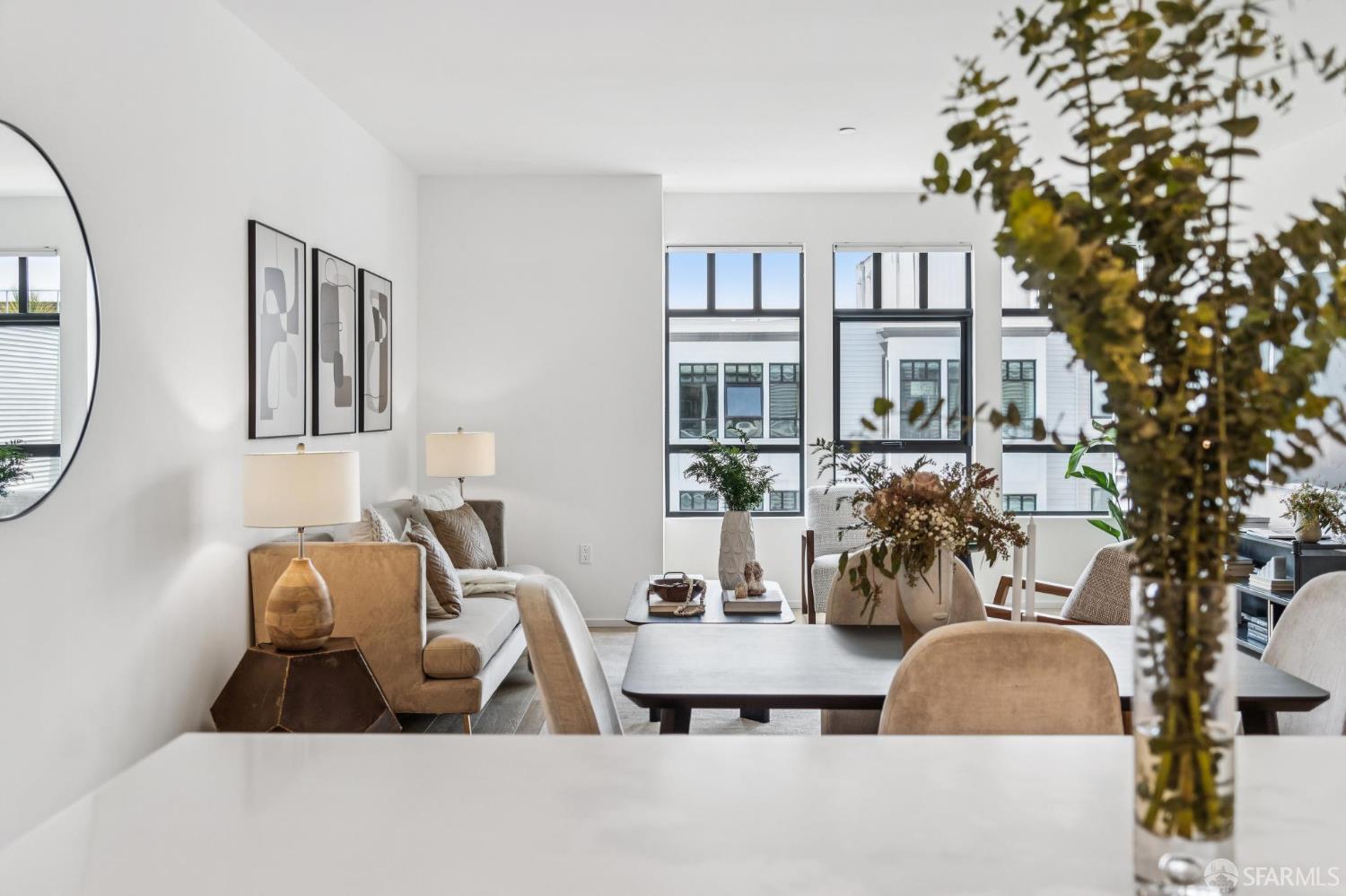 Photo #17: 425049201 Listing: Photo #17