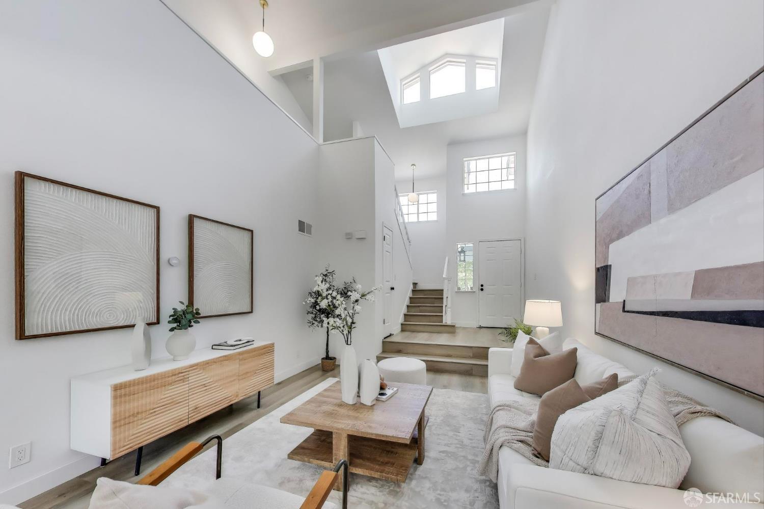 Detail Gallery Image 6 of 37 For 3941 Will Rogers Dr, San Jose,  CA 95117 - 3 Beds | 2/1 Baths