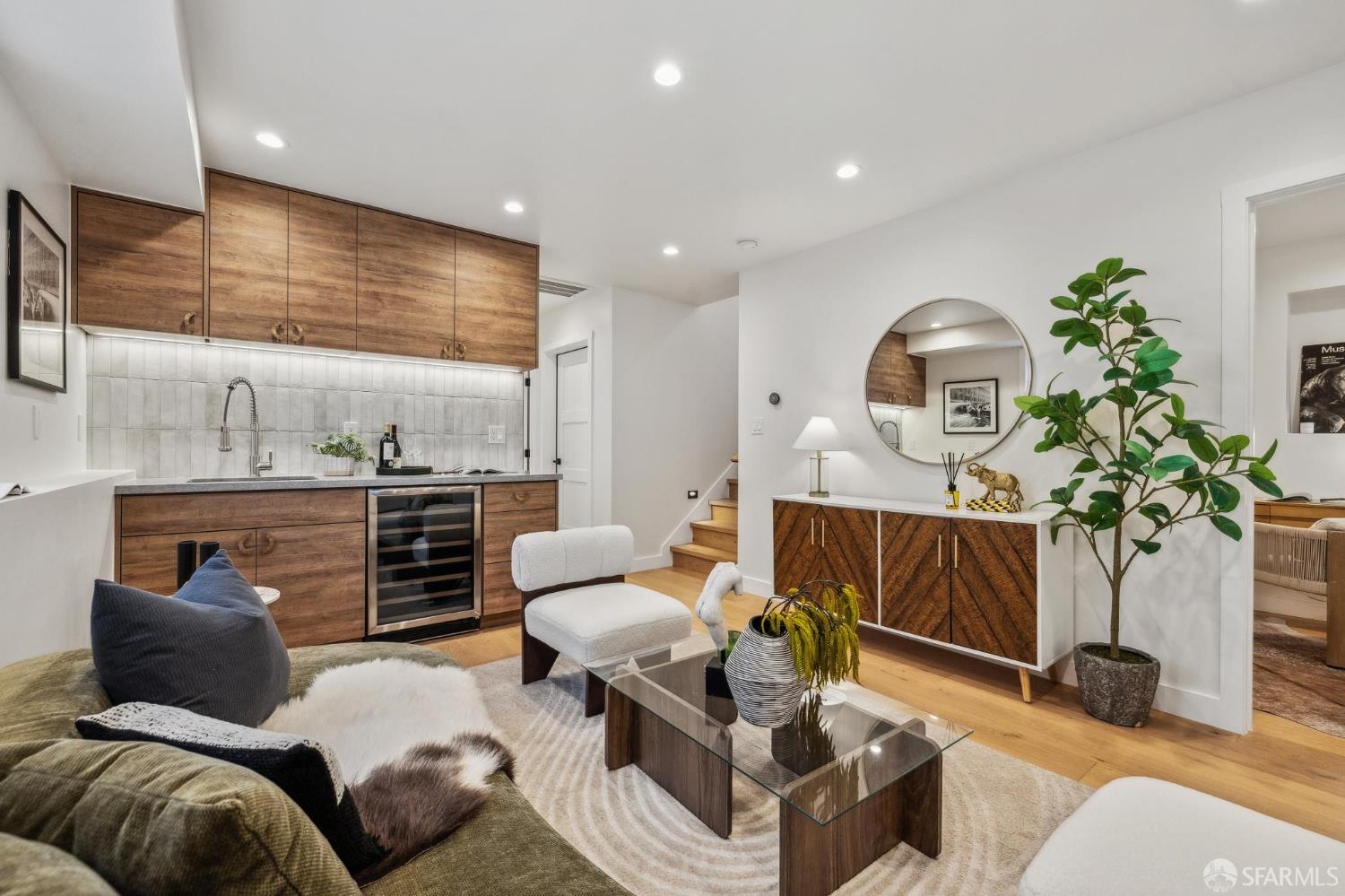 Detail Gallery Image 51 of 66 For 57 Niagara Ave, San Francisco,  CA 94112 - 5 Beds | 4/1 Baths