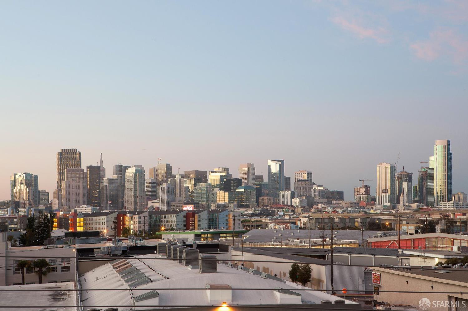 Photo #52: 425049201 Listing: Photo #52