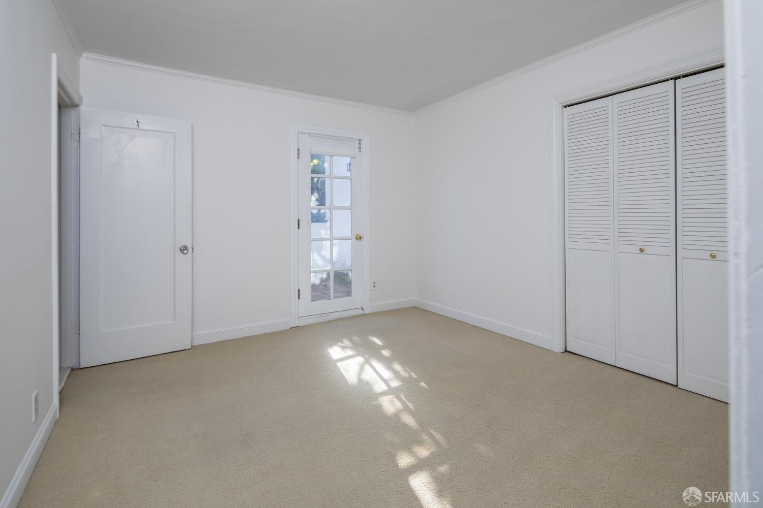 Detail Gallery Image 10 of 24 For 2627 Hale Dr, Burlingame,  CA 94010 - 4 Beds | 2/1 Baths