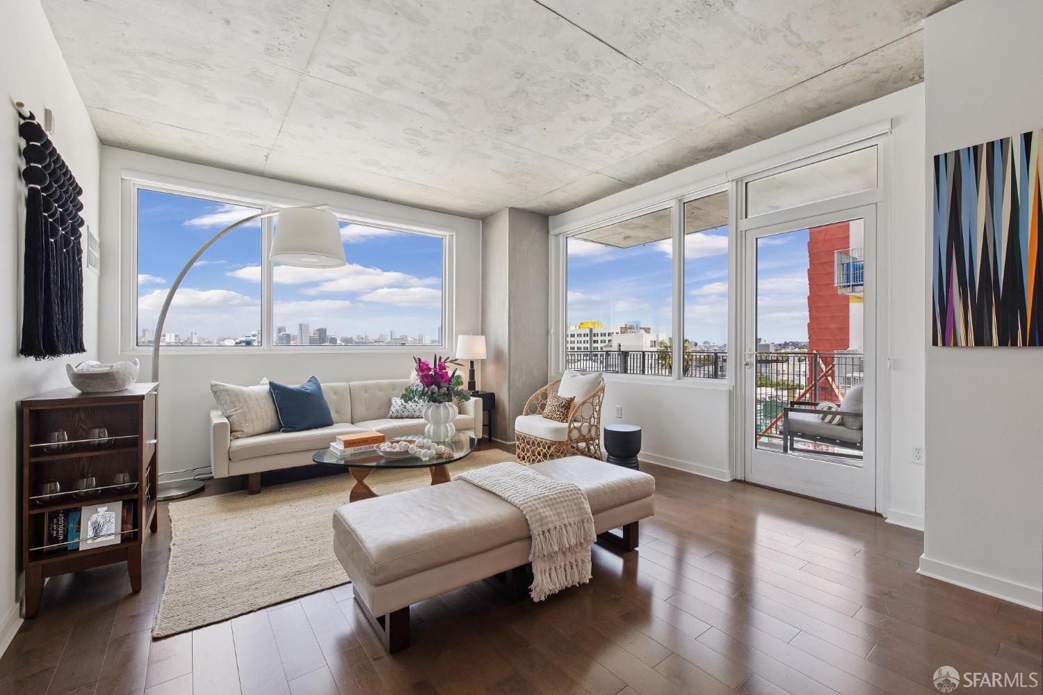 Photo #4: 425043167 Listing 
