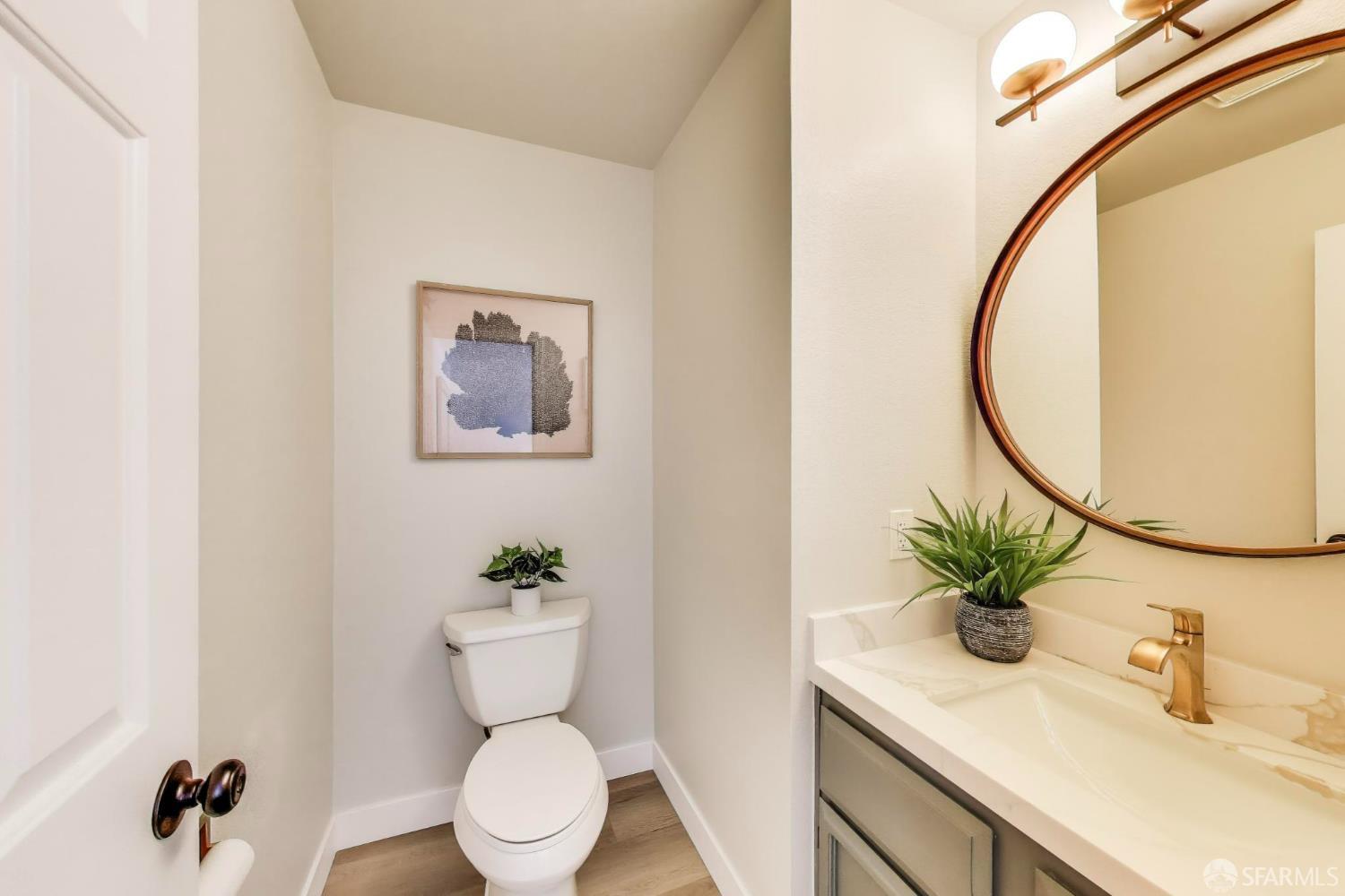 Detail Gallery Image 16 of 37 For 3941 Will Rogers Dr, San Jose,  CA 95117 - 3 Beds | 2/1 Baths