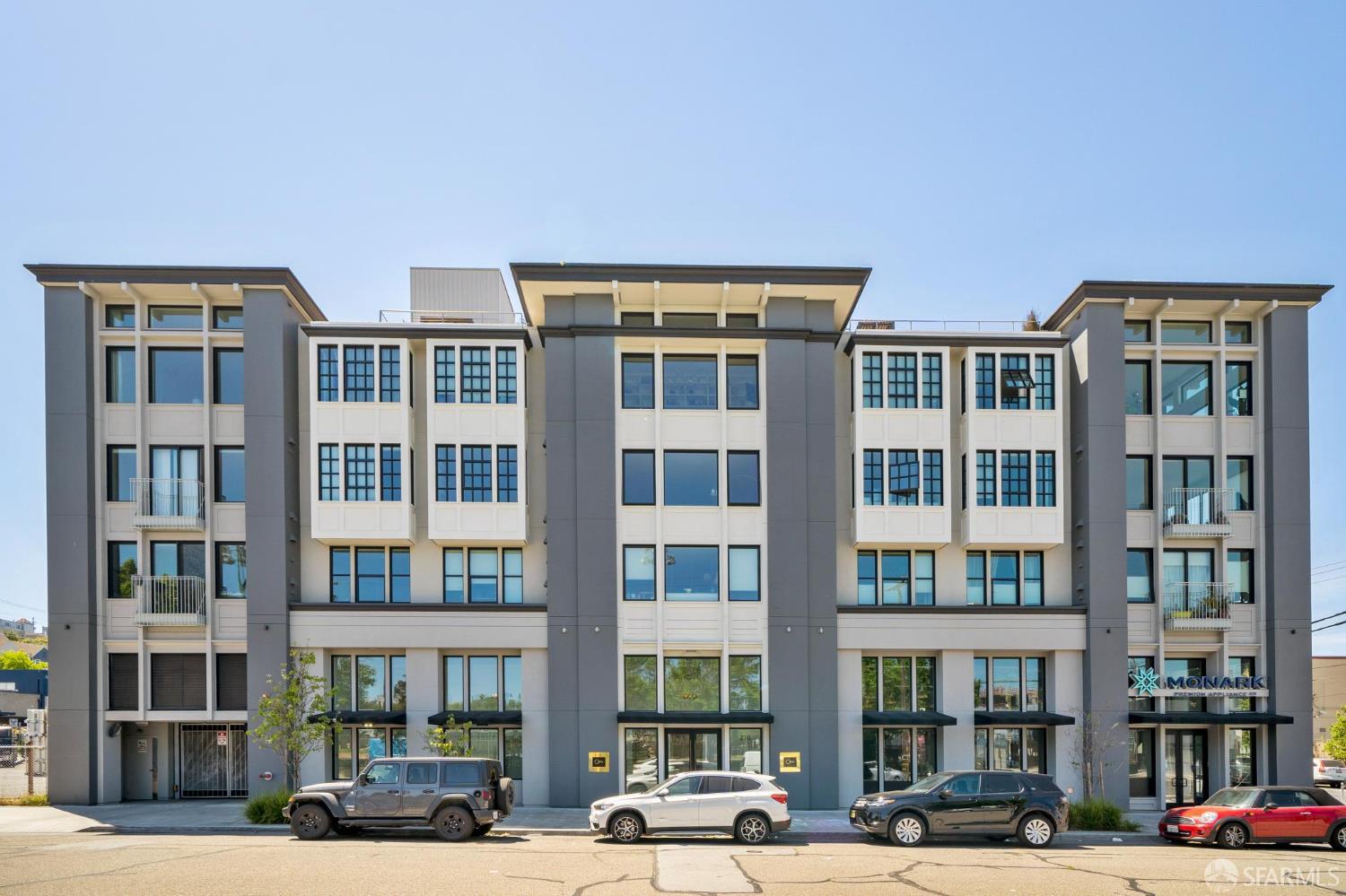 Photo #60: 425049201 Listing: Photo #60