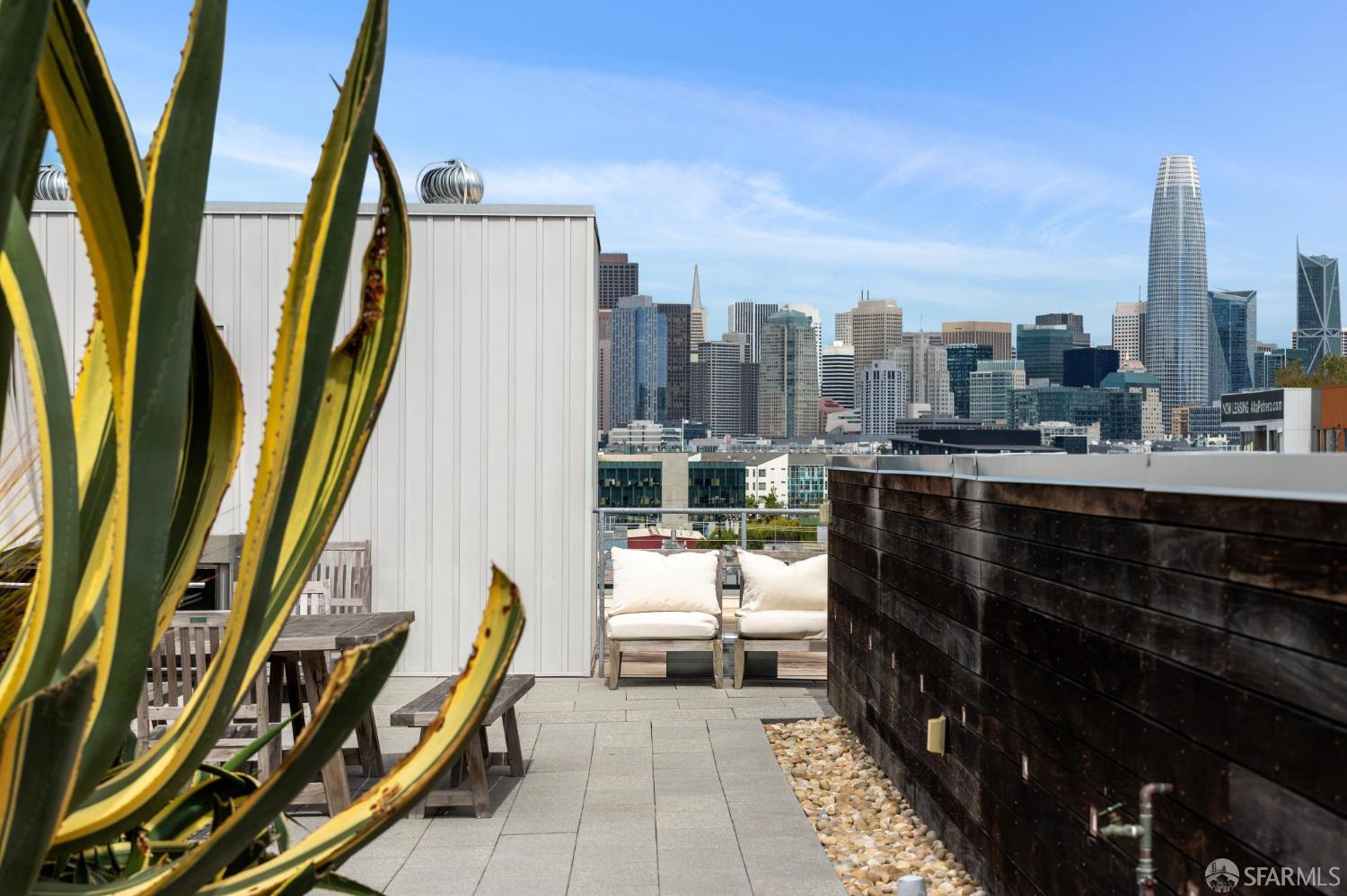 Photo #37: 425049201 Listing: Photo #37