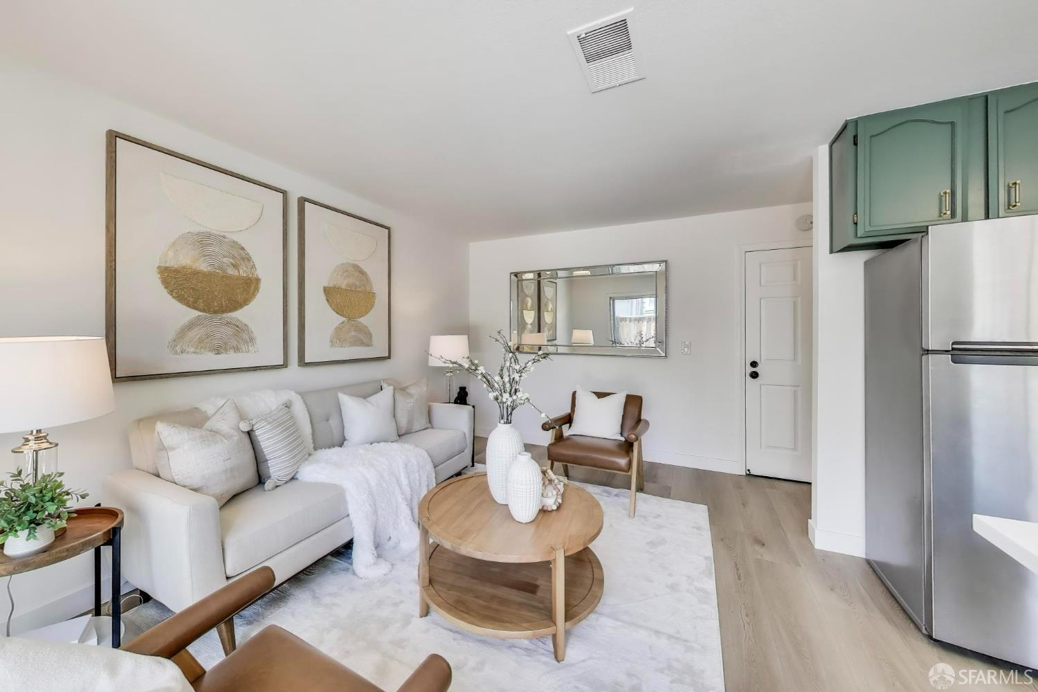 Detail Gallery Image 14 of 37 For 3941 Will Rogers Dr, San Jose,  CA 95117 - 3 Beds | 2/1 Baths