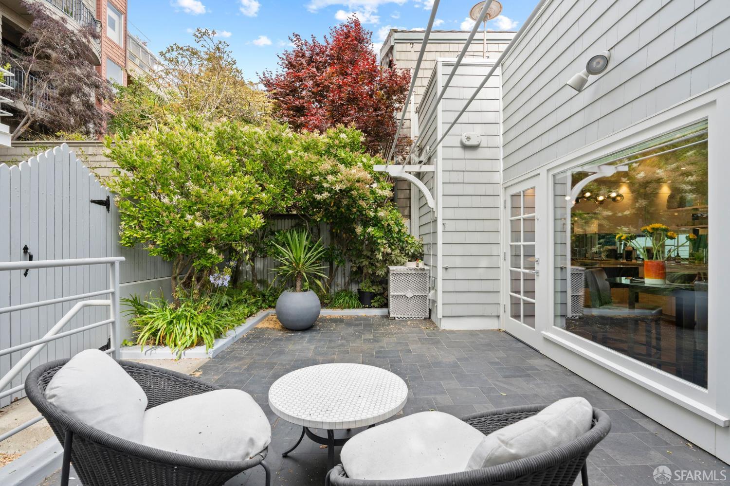 Detail Gallery Image 17 of 51 For 116 Alta St, San Francisco,  CA 94133 - 2 Beds | 2 Baths