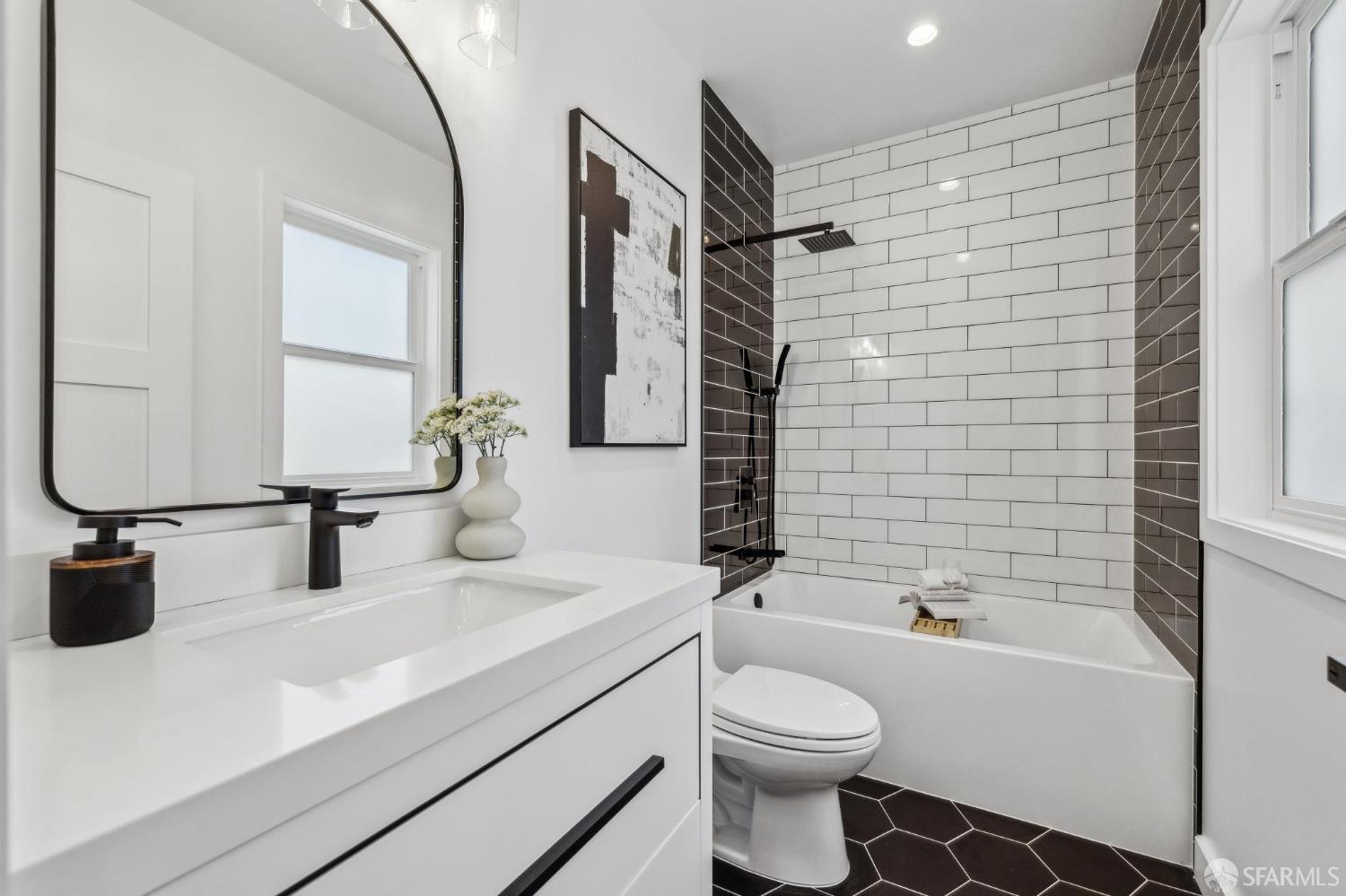 Detail Gallery Image 29 of 66 For 57 Niagara Ave, San Francisco,  CA 94112 - 5 Beds | 4/1 Baths