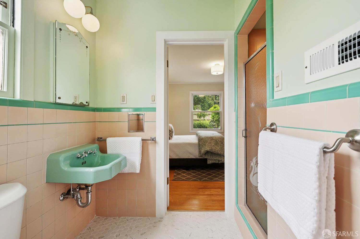 Detail Gallery Image 21 of 60 For 1285 Holloway Ave, San Francisco,  CA 94132 - 4 Beds | 3 Baths
