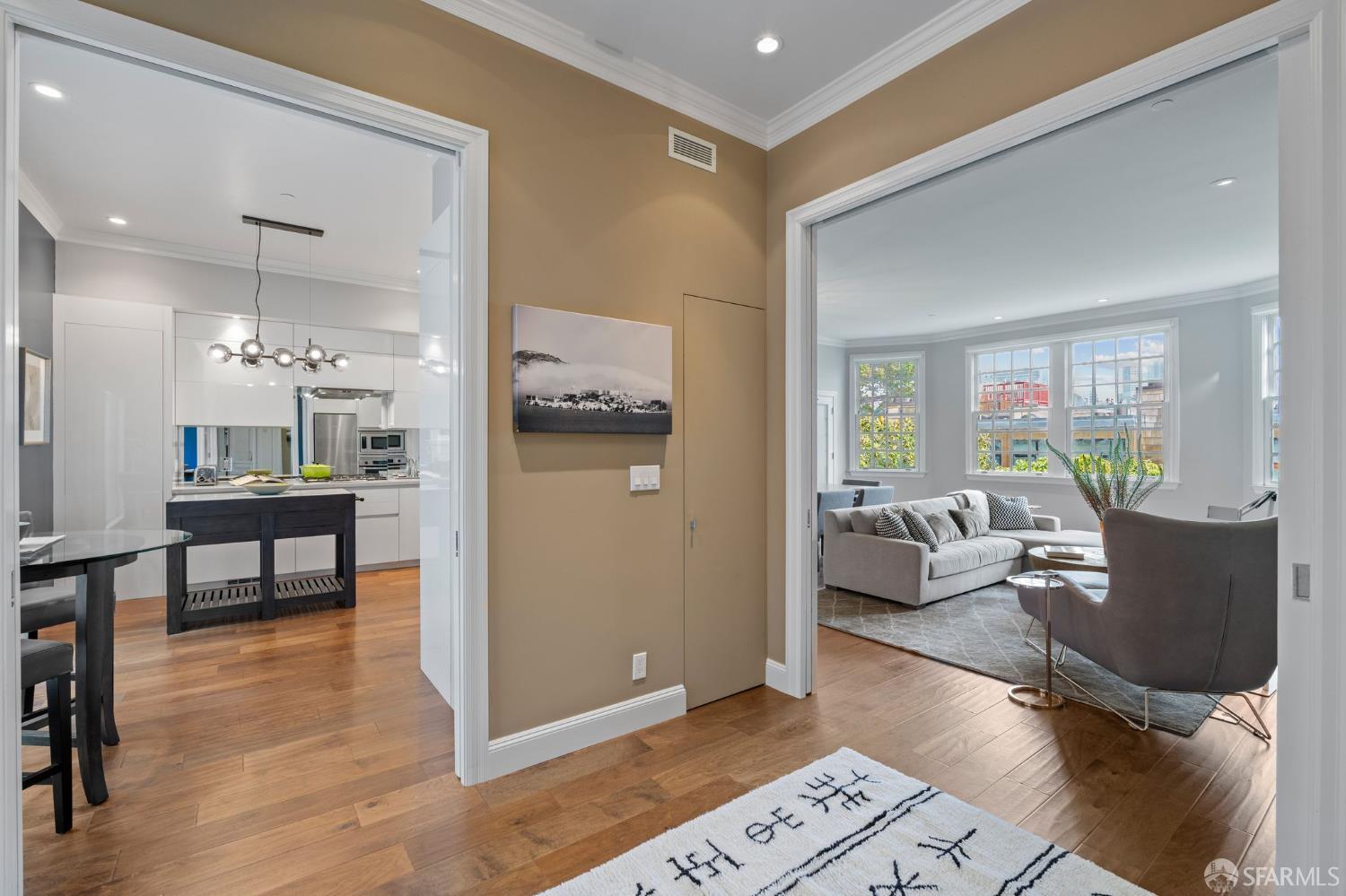 Detail Gallery Image 18 of 51 For 116 Alta St, San Francisco,  CA 94133 - 2 Beds | 2 Baths