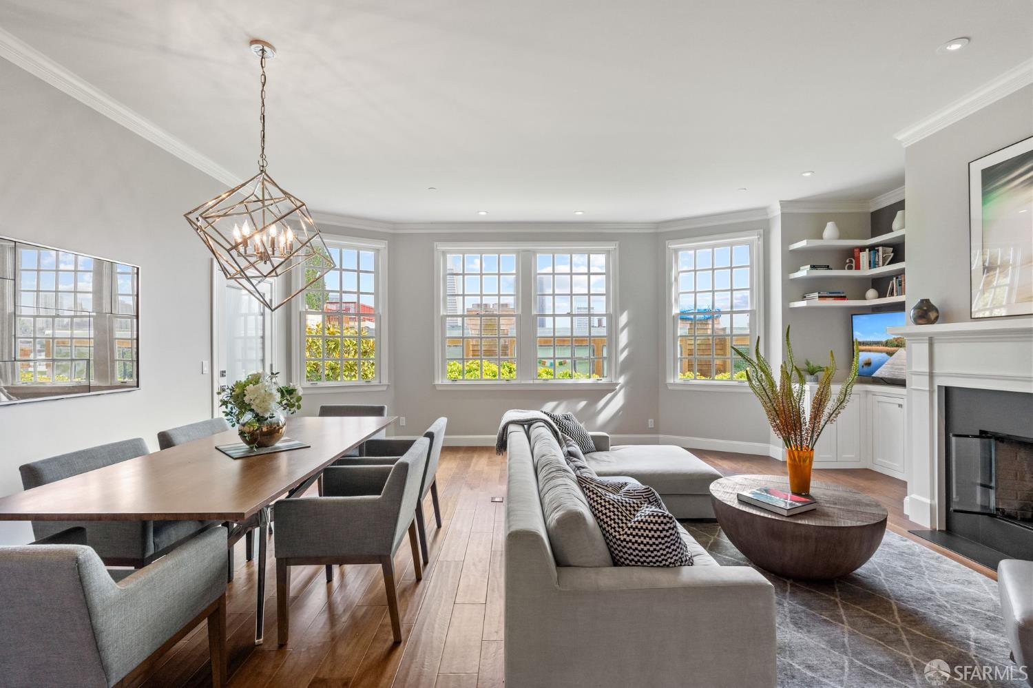 Detail Gallery Image 4 of 51 For 116 Alta St, San Francisco,  CA 94133 - 2 Beds | 2 Baths
