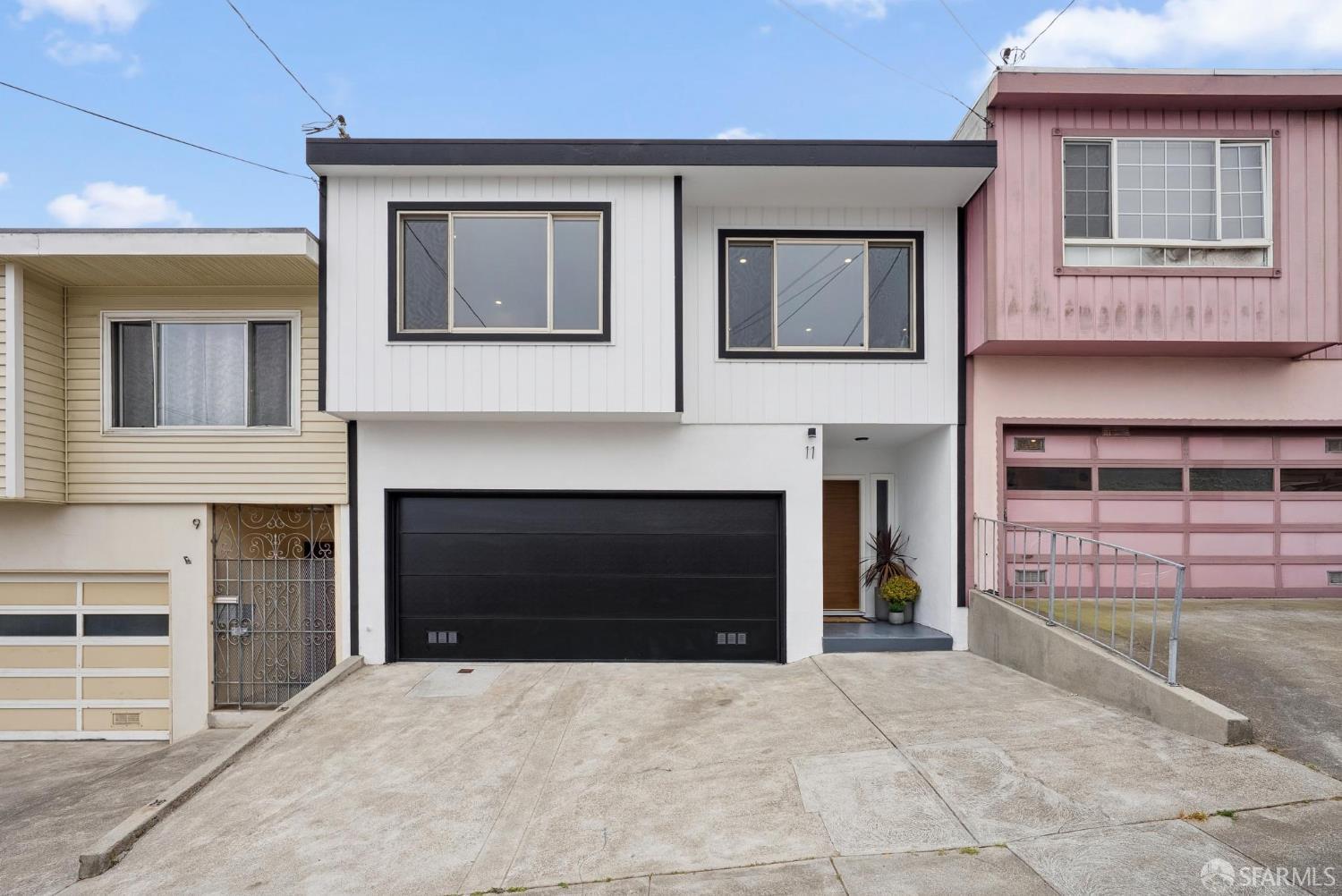 Detail Gallery Image 1 of 1 For 11 Lobos St, San Francisco,  CA 94112 - 4 Beds | 3 Baths