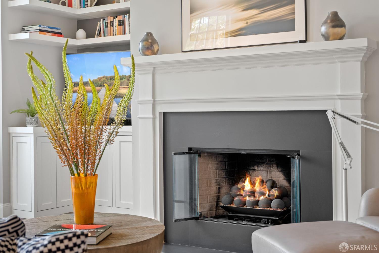 Detail Gallery Image 7 of 51 For 116 Alta St, San Francisco,  CA 94133 - 2 Beds | 2 Baths
