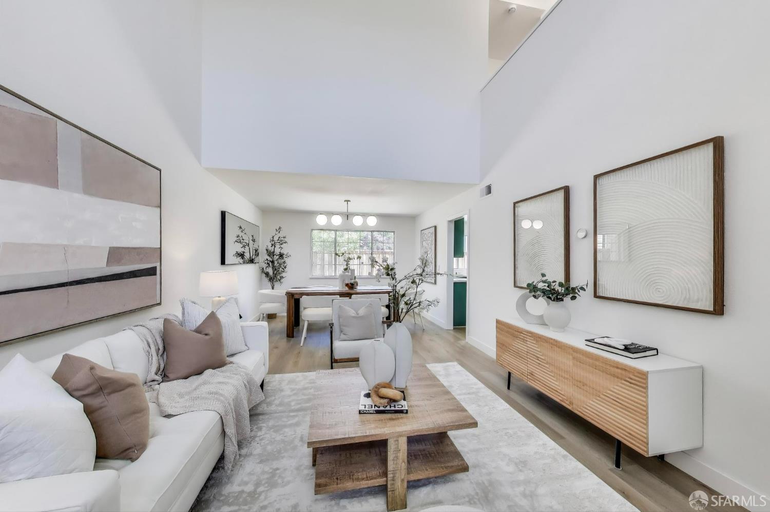 Detail Gallery Image 5 of 37 For 3941 Will Rogers Dr, San Jose,  CA 95117 - 3 Beds | 2/1 Baths